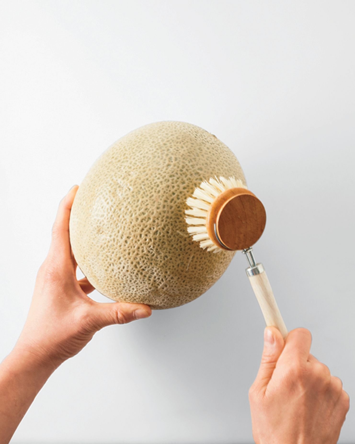 How to Cut a Cantaloupe Without Making a Mess