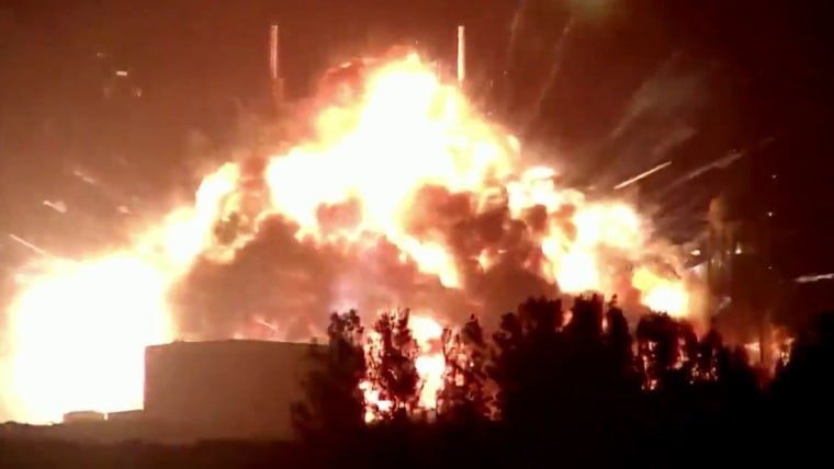 Blue Origin rocket explosion could delay NASA's moon plans