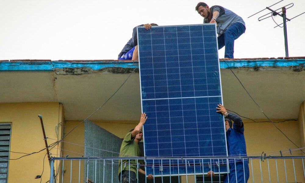 Cubans search for alternative energy sources amid fuel shortages and outages. Renewables provide 10% of energy, up from only 3% by 2024. Officials in Cuba claim that renewables are expected to cover 40% of energy demand by 2035 and 100% by 2050. With Chinese equipment and financing, the government installed solar panels at public places and hospitals in the past few years. Cuban officials have stated that 54 solar parks exist today, and they expect to have 92 in 2028 with the help of China. The Cuban Government has not provided a breakdown as to how it plans to use energy sources like solar, hydropower, biomass, and wind in order for the country’s goal. Jorge Pinon, a University of Texas at Austin energy expert, believes it will be difficult for Cuba’s government to achieve its goals, given the economic crisis in the country and the high costs of switching to renewable energy sources, particularly due to the state of the energy infrastructure. Pinon, a senior collaborator at UT Austin’s Energy Institute and a researcher, believes that Cuba’s current economic situation makes it unlikely that the country will achieve its goal to be 100% renewable by 2050. Pinon, a senior researcher at UT Austin’s Energy Institute, said that there is potential to harness renewable energy but it will require large investments. Sugar cane energy, for example, could be just as important as solar. Pinon explained that ethanol is not only a fuel, but also a biomass product, an alcohol, and a source of employment for the countryside. You can blend ethanol with gasoline and reduce your gasoline imports. The Cuban Embassy did not reply to questions about the details of the energy plan, or whether the switch to renewables by 2050 is possible. Most Cubans are currently living with the problem of not being able to get electricity on a regular basis. Before the Trump administration made its visit to the island, the people were already suffering from power cuts lasting up to 20 hours a day. Fuel supply was reduced by