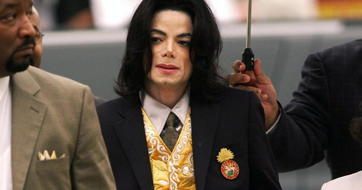 Michael Jackson’s new documentary The Verdict delves deep into his 2005 trial. Michael Jackson: the Verdict is a three-part documentary that will premiere on Netflix June 3. It features archive footage and interviews of key players in the case, including jurors and figures from the prosecution and defense, as well as journalists who were present inside the courtroom, and other eyewitnesses. It has been 20 Years since Michael Jackson’s trial, in which he wasn’t found guilty. Even today, the controversy continues.”