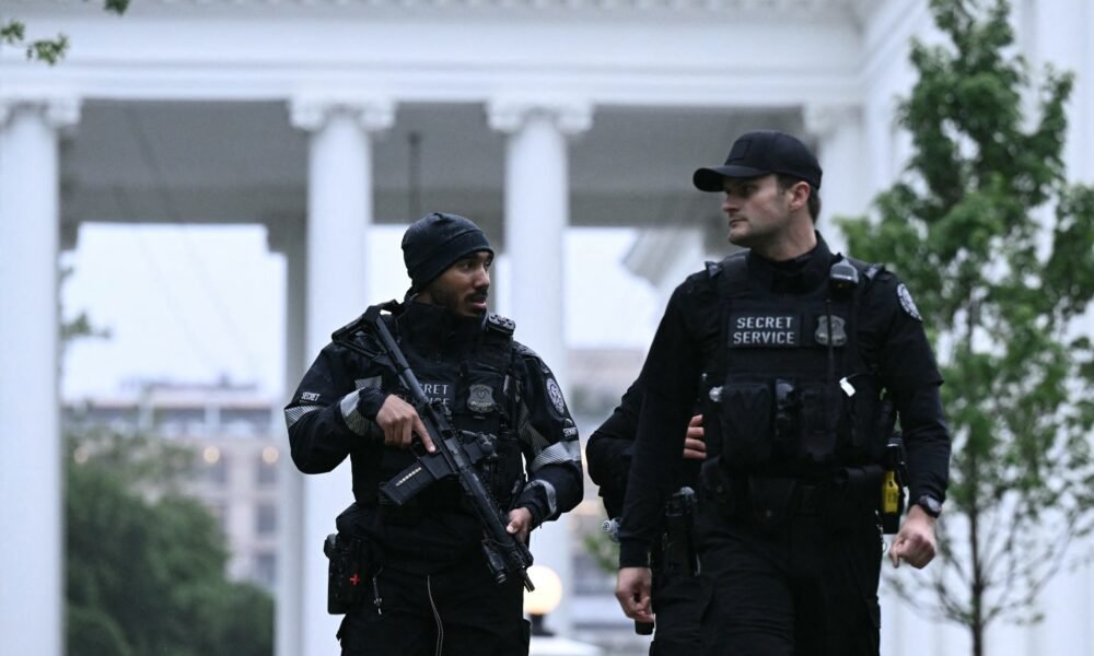 US police responding to dozens of shots fired near the White House