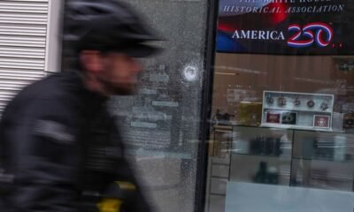 Alleged gunman outside White House had previous run-ins with Secret Service, court documents show