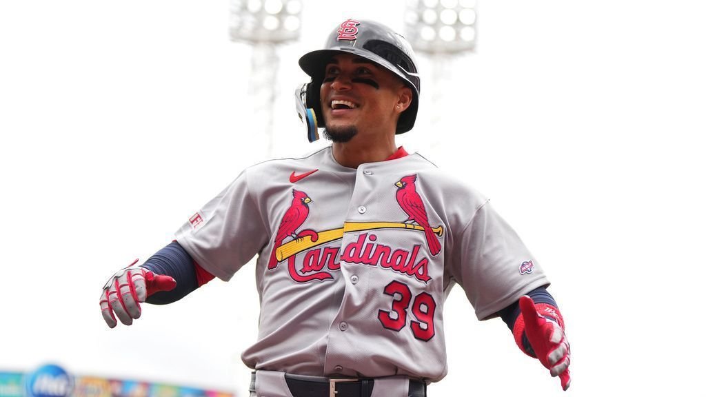 Cardinals Torres completes 11-year journey with HR in debut