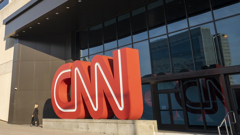 CNN is the latest media company to sue Perplexity – Engadget