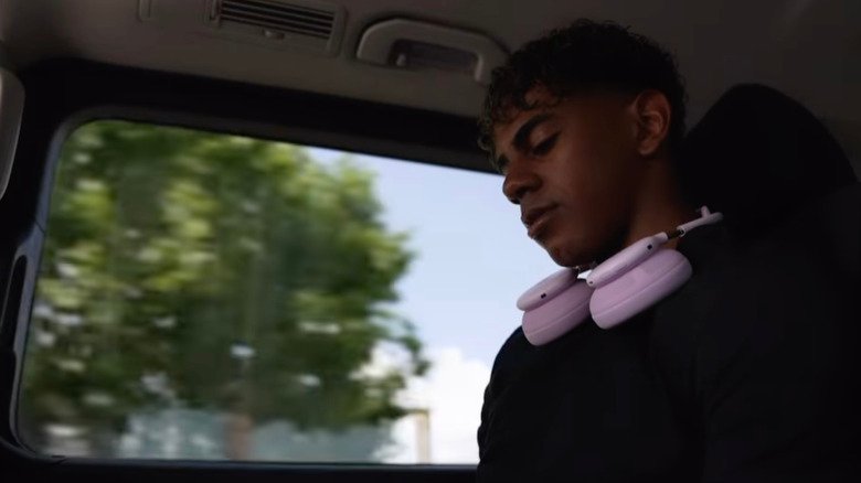 Lamine Yamal shares pictures teasing the new Beats headphones on the way – Engadget