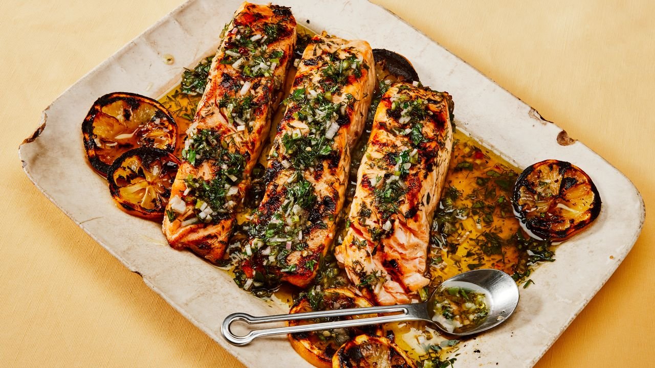 Grilled Salmon With Dill Chimichurri