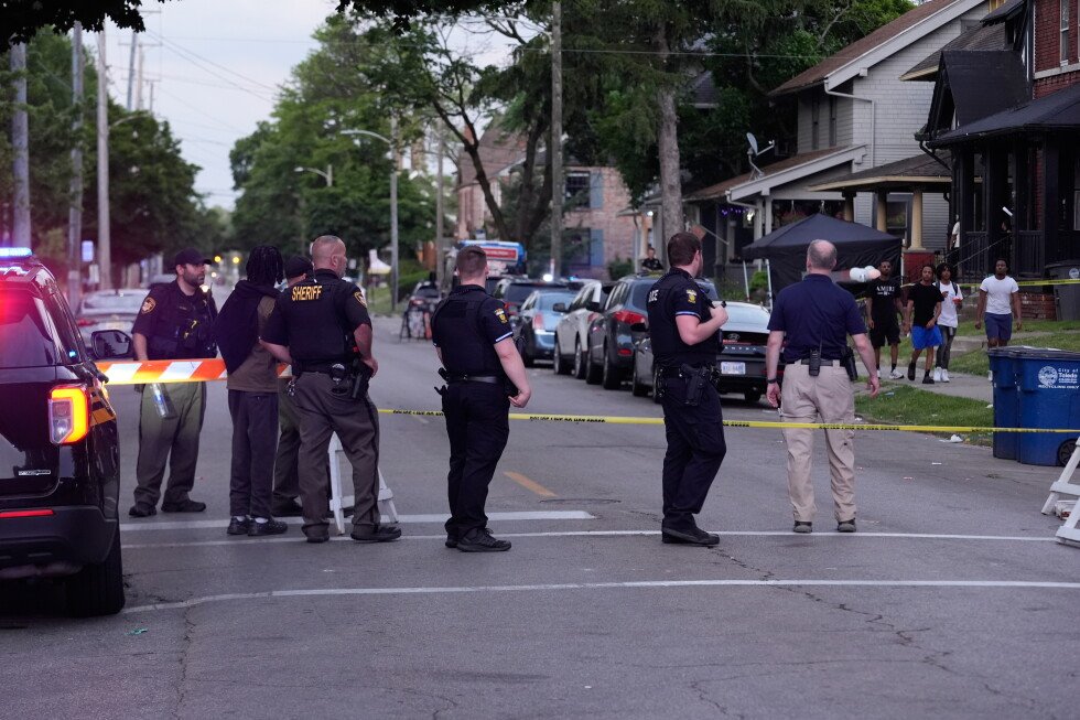 At least 12 people shot at an Ohio festival and a search for suspects is still ongoing, police say
