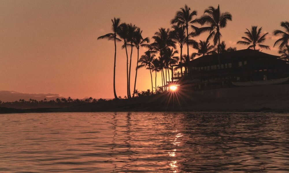 At this Hawaii Resort, Oysters Are Pond-to-Table