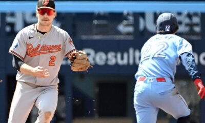 Orioles irked after Clement dodges Hendersons tag in loss