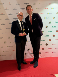 Dr. Michael Toedt, Founder and CEO of dailypoint, receives the Lifetime Achievement Award