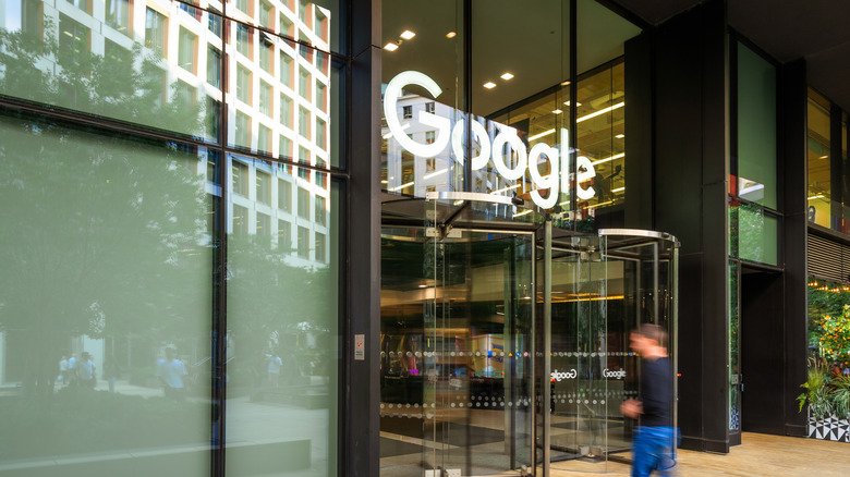 Google will pay SpaceX $920 million a month to use xAIs data centers – Engadget